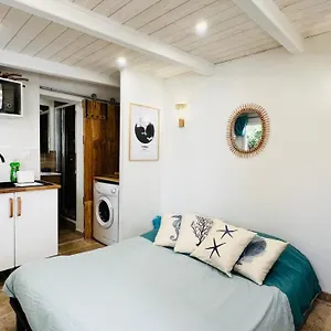 maisonhyeres.fr-provencehotel.com/