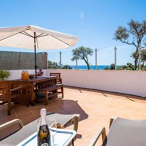 https://stunning-terrace-with-ocean-view.hotelaalgarve.com