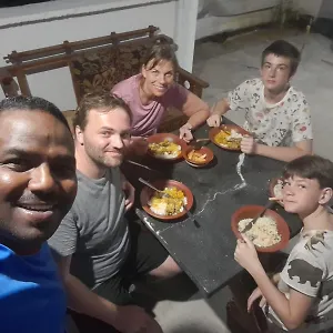 https://sura-homestay-kandy.kandyhotelsnow.com