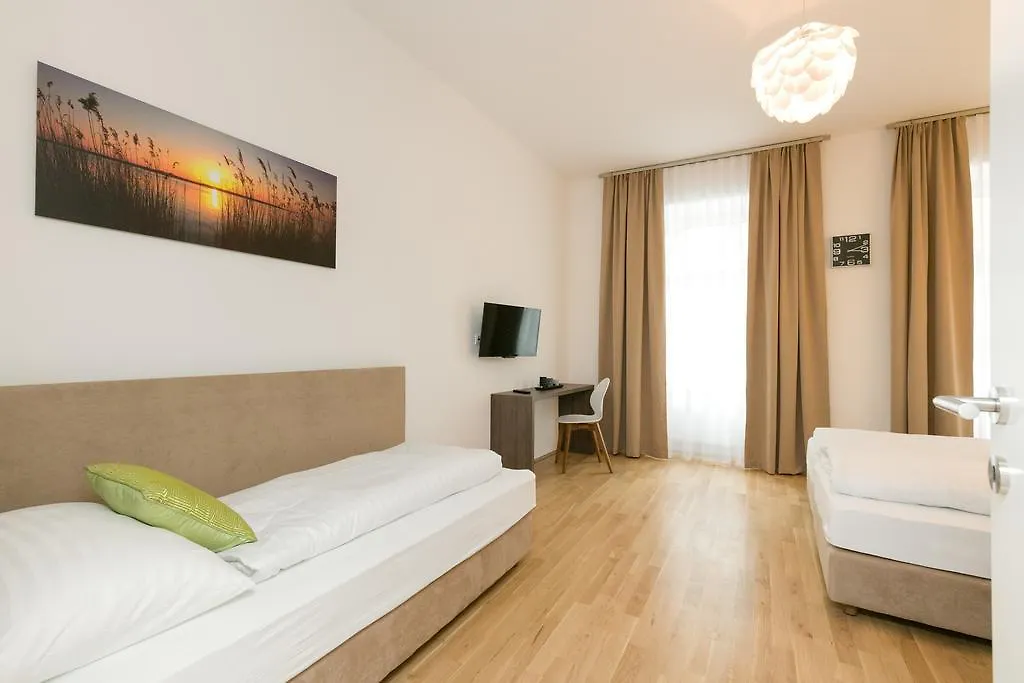 Vienna Stay Apartments Castellez 1020