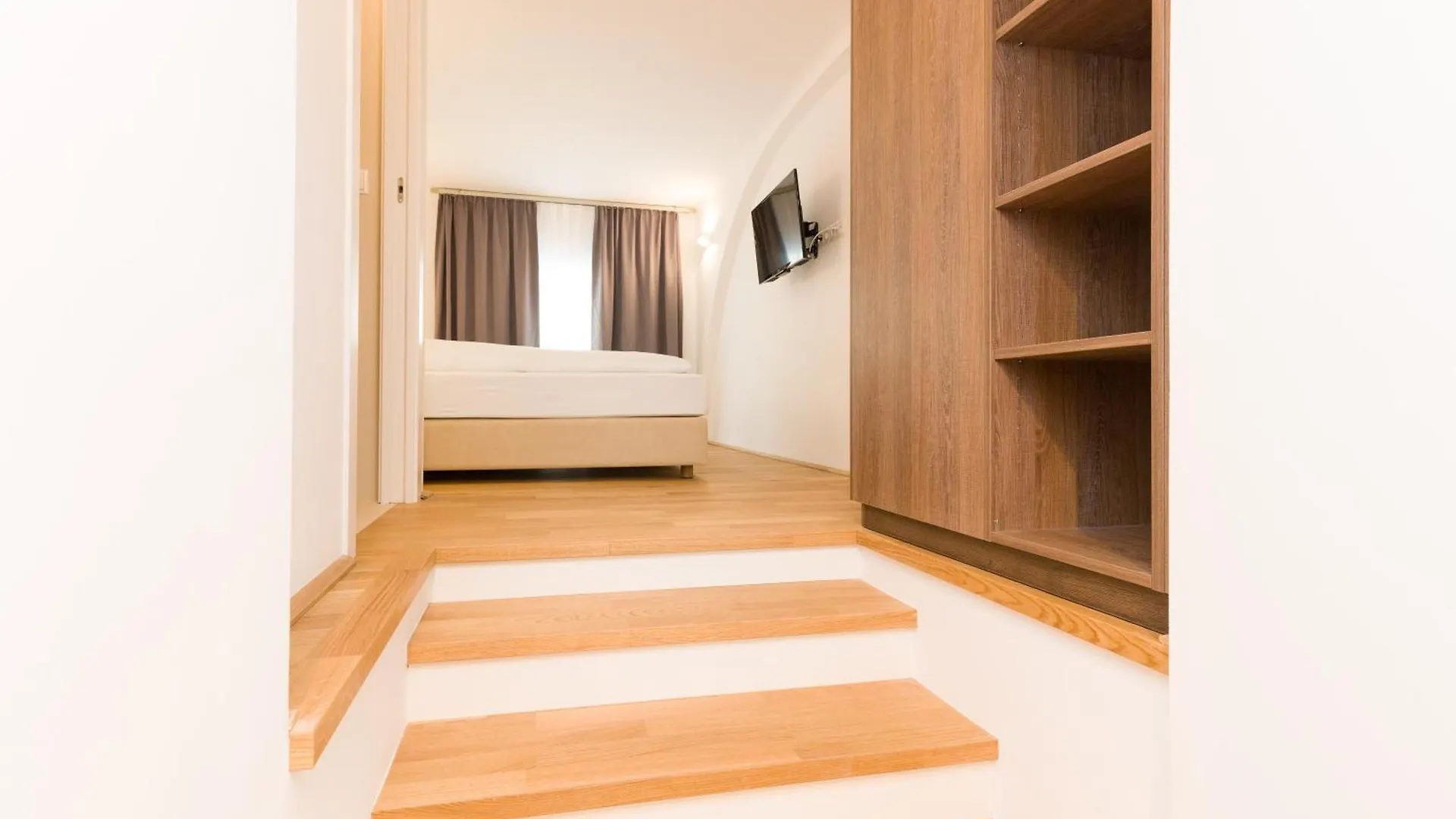 Vienna Stay Apartments Castellez 1020 0*,  Austria