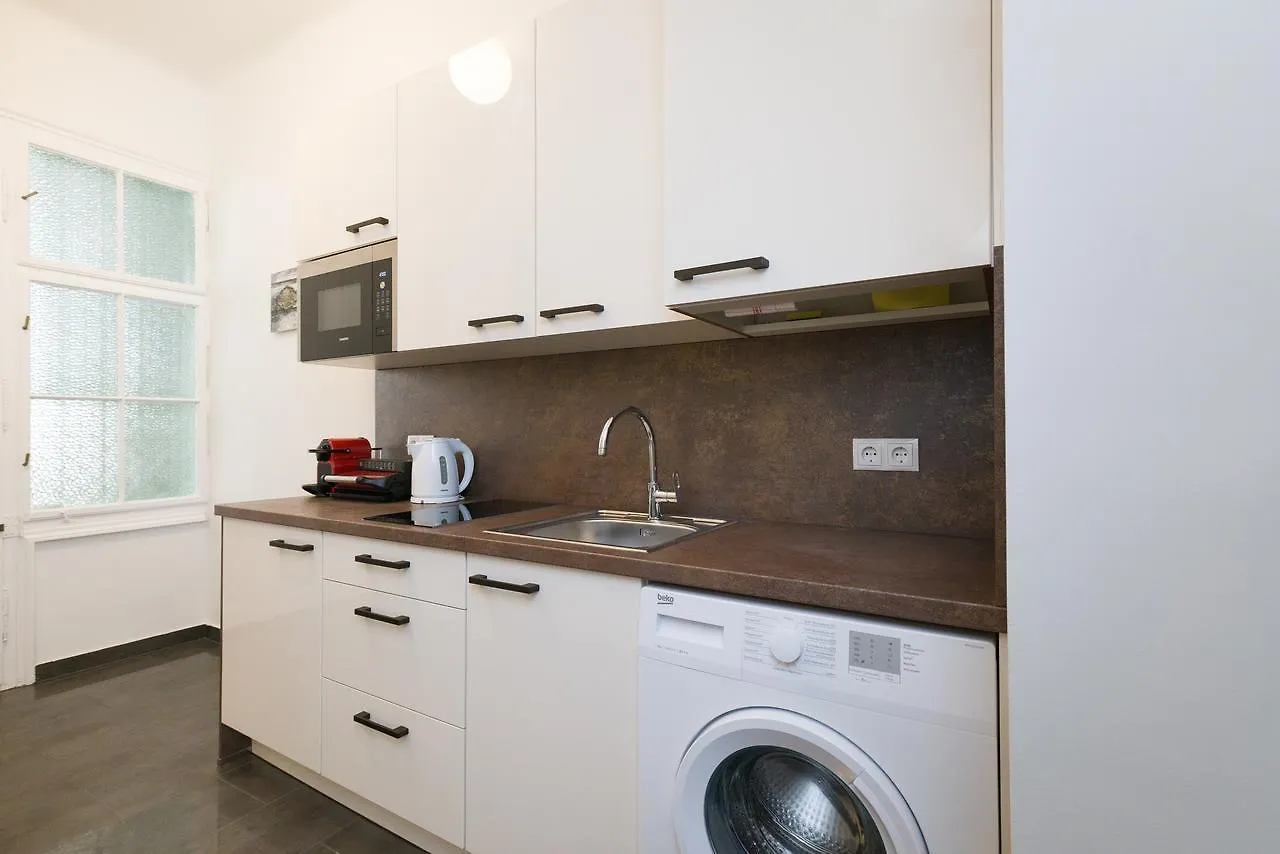 Vienna Stay Apartments Castellez 1020