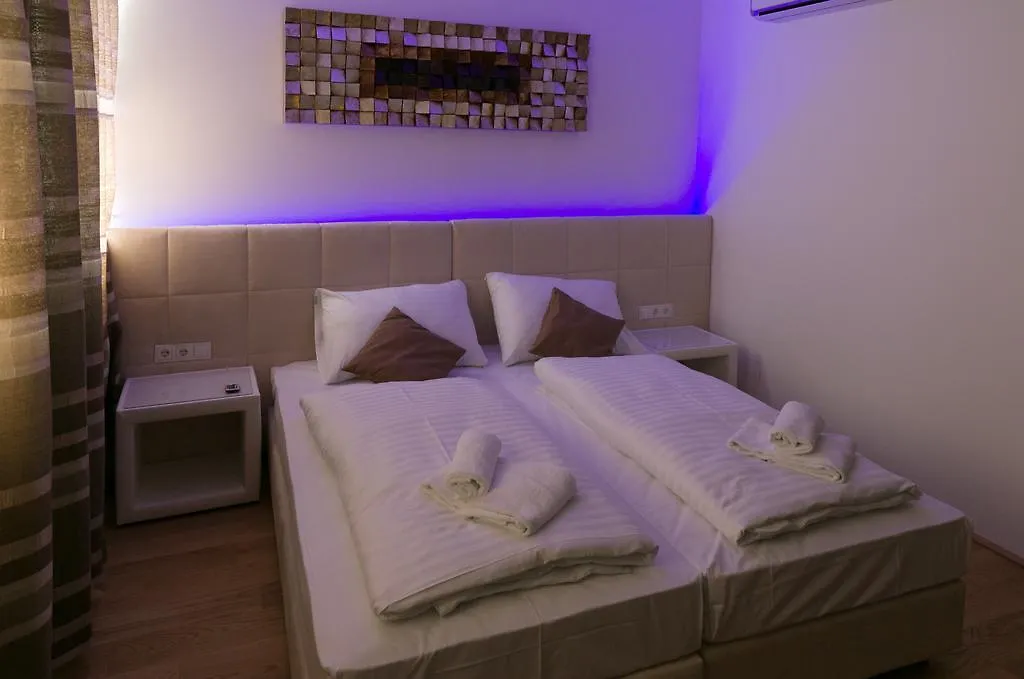 Vienna Stay Apartments Castellez 1020