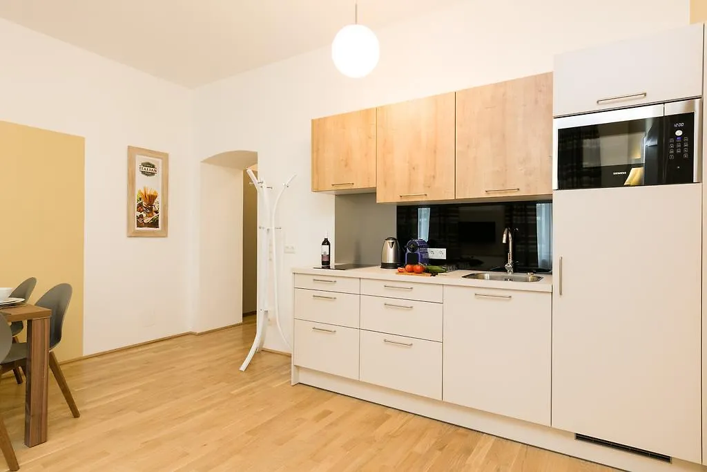 Vienna Stay Apartments Castellez 1020