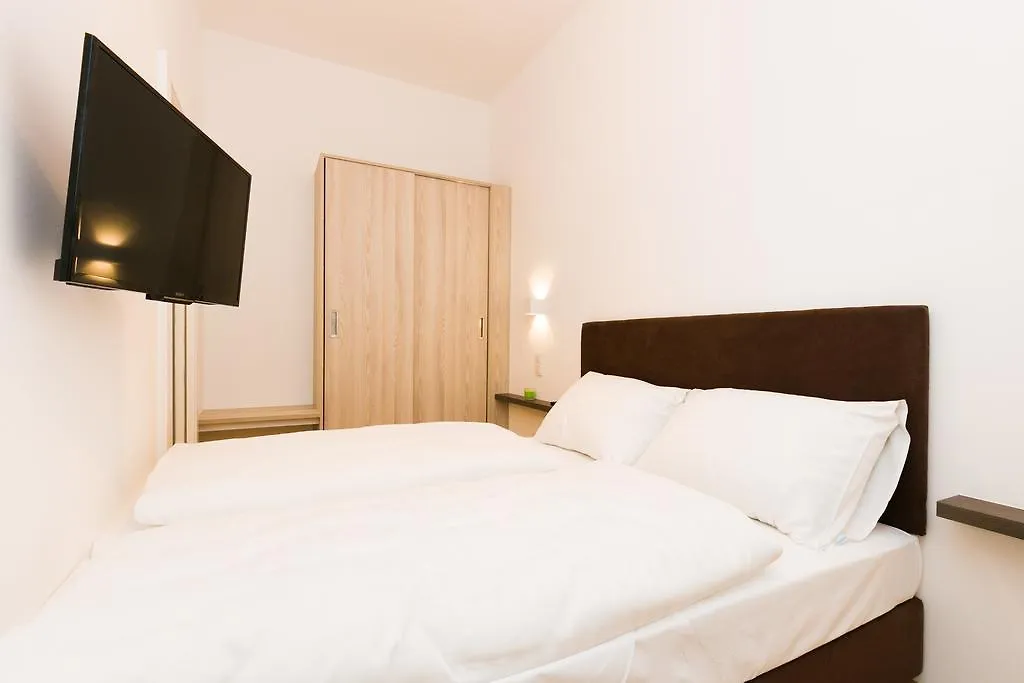 Vienna Stay Apartments Castellez 1020